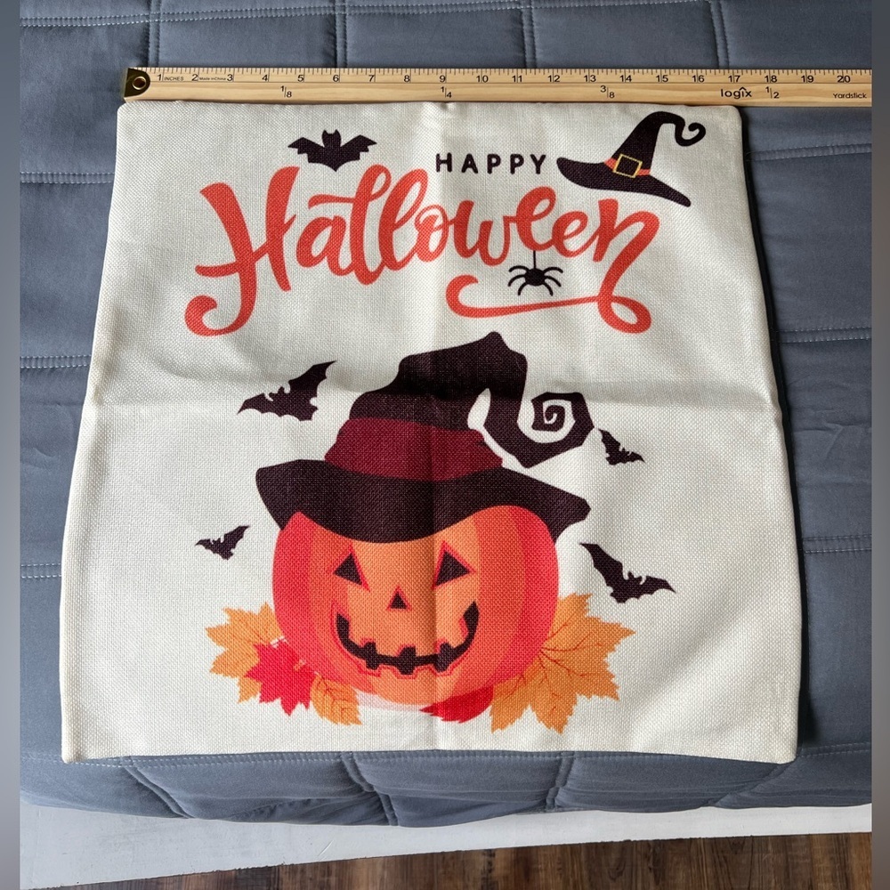 NWOT Halloween Decorative Pillow Cover